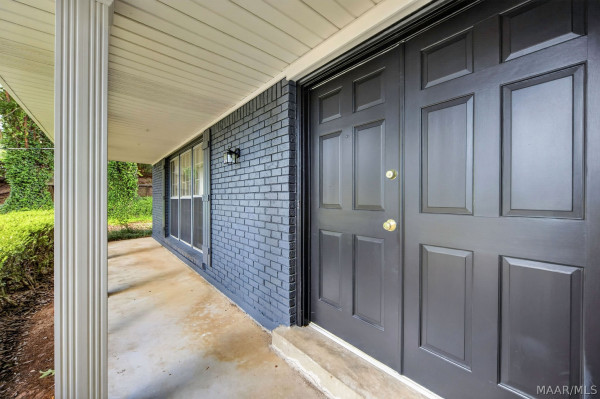 340 Spenseth Drive