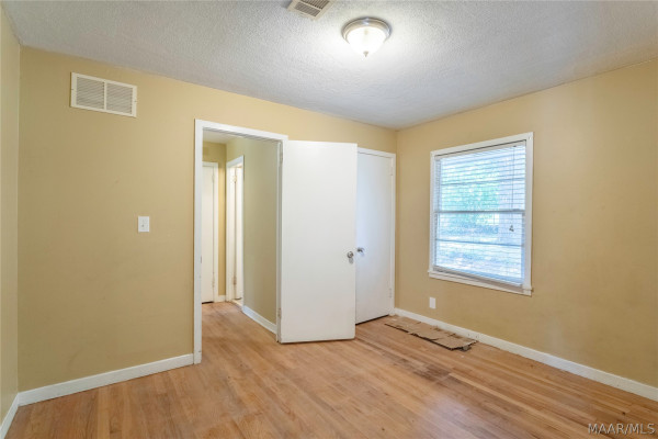3302 Cottonwood Drive