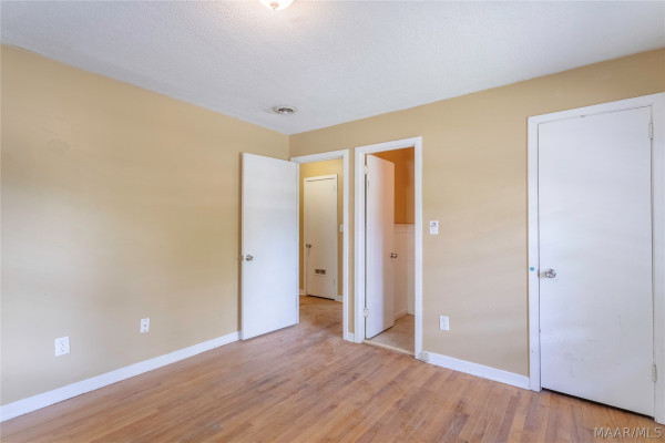 3302 Cottonwood Drive