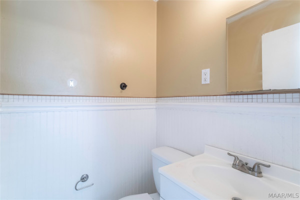 3302 Cottonwood Drive