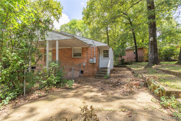 3302 Cottonwood Drive