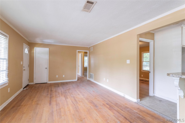 3302 Cottonwood Drive
