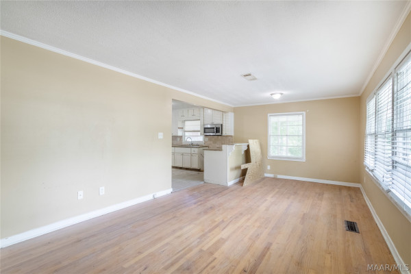 3302 Cottonwood Drive
