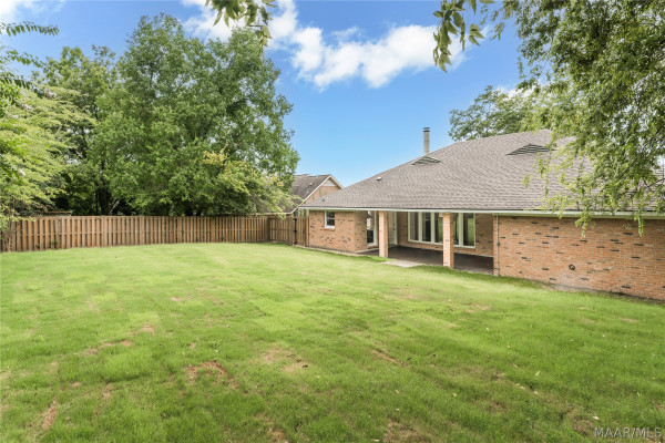 1761 Northfield Drive