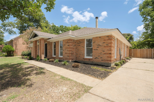 1761 Northfield Drive