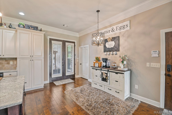 8799 CENTRAL PLANK Road
