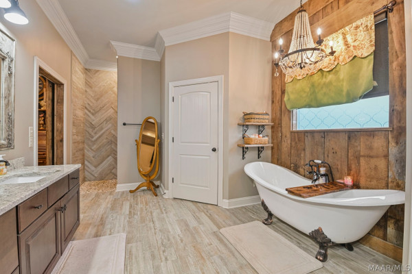 8799 CENTRAL PLANK Road