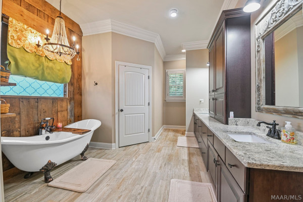 8799 CENTRAL PLANK Road