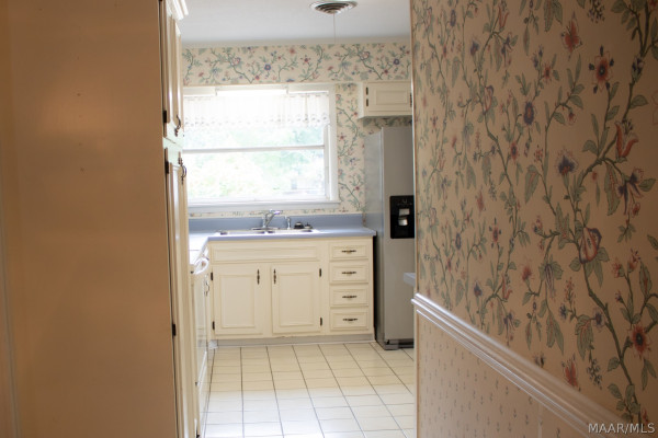 212 Hastings Court