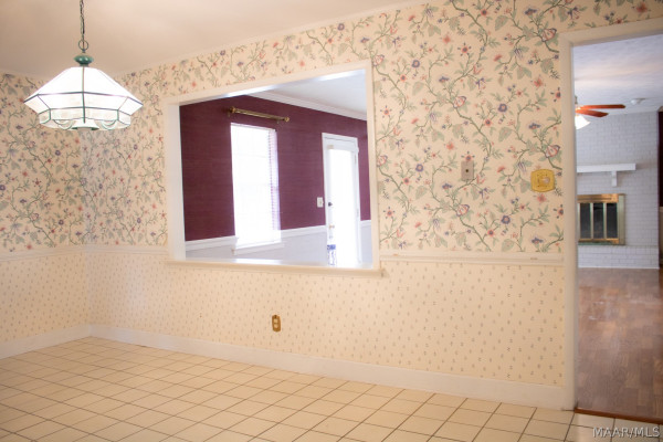 212 Hastings Court