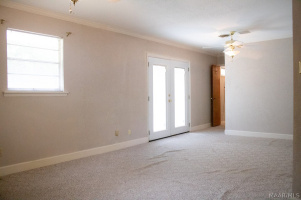 212 Hastings Court