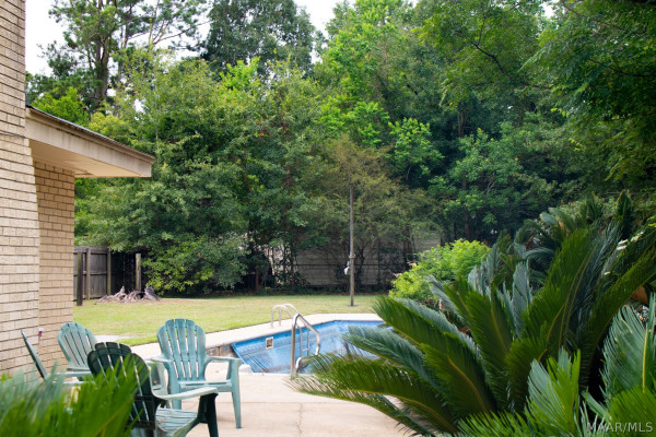 212 Hastings Court