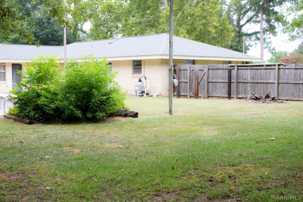 212 Hastings Court