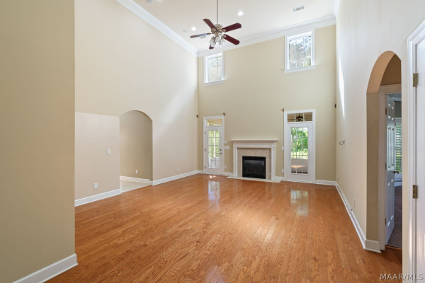 8406 Vintage Way