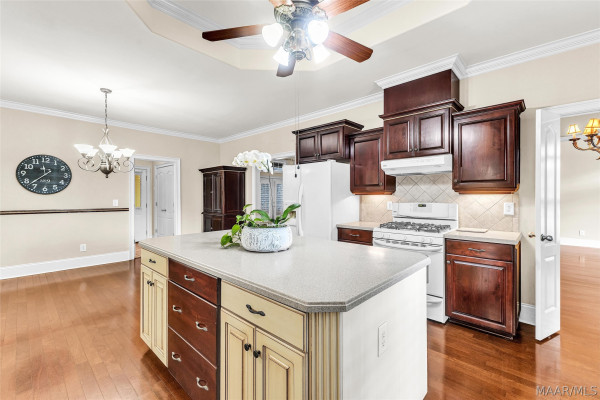 18 Menawa Pass