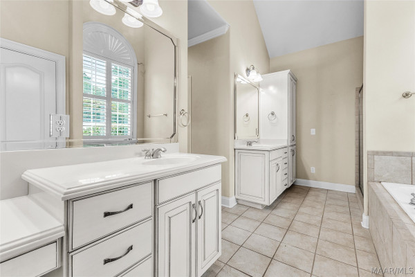 18 Menawa Pass