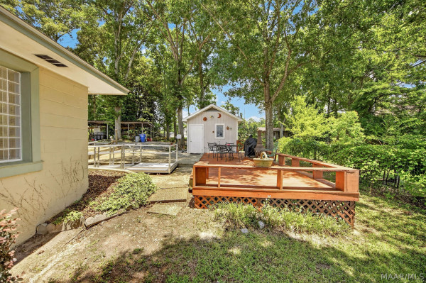 939 Lakeland Drive