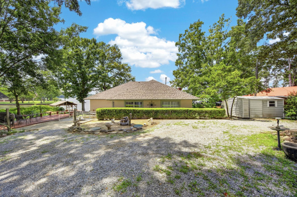 939 Lakeland Drive