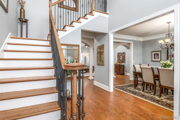 8207 Stonewall Court