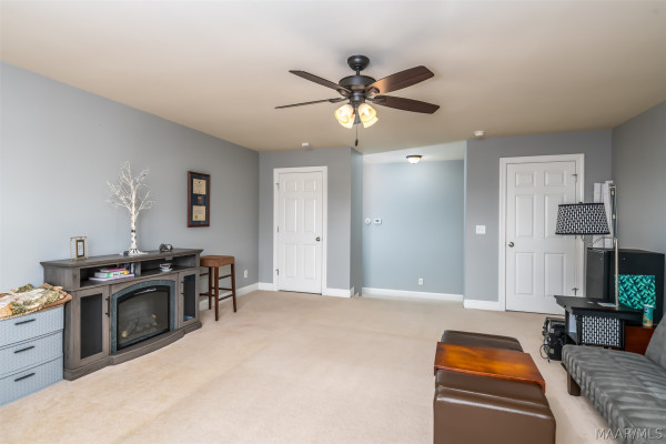 8207 Stonewall Court