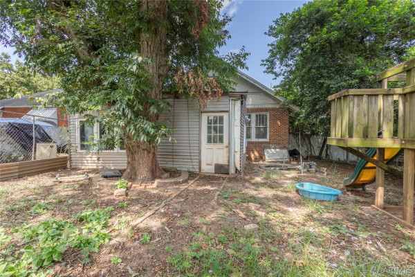 338 Ryan Street