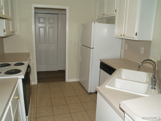 6630 Taylor Ridge