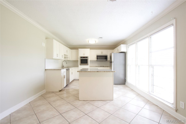 4313 Salinas Court