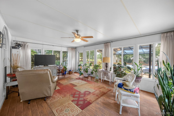 32 Gardendale Drive