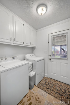32 Gardendale Drive