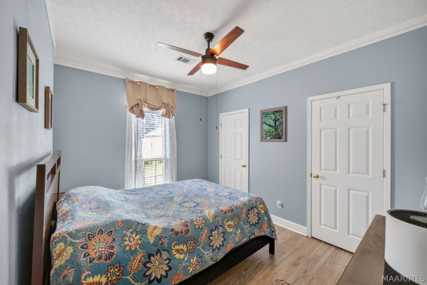 32 Gardendale Drive