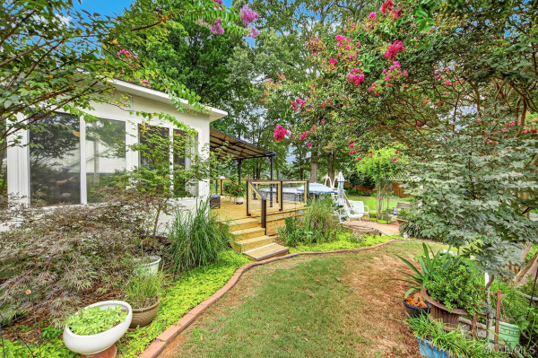 32 Gardendale Drive