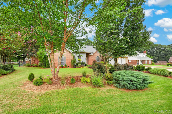 32 Gardendale Drive