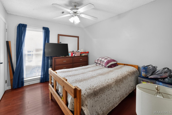 6713 Spivey Court