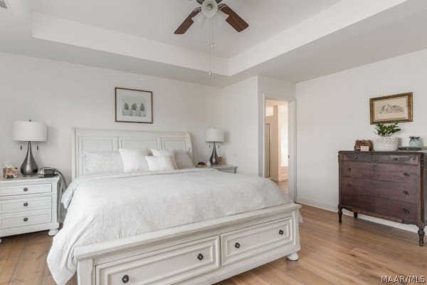 6131 Town Lane