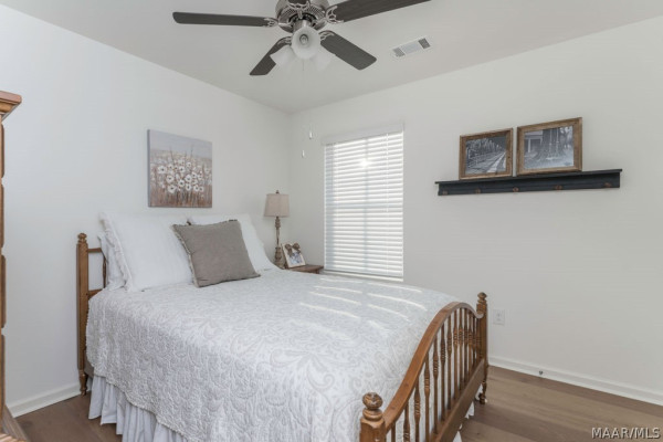 6131 Town Lane
