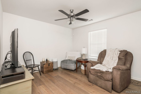 6131 Town Lane