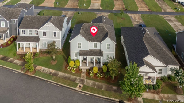 6131 Town Lane