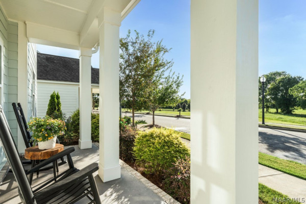 6131 Town Lane
