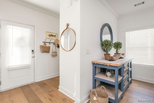 6131 Town Lane