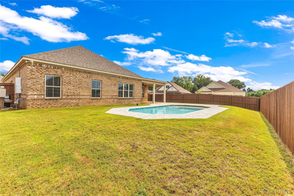1452 Wildlife Way