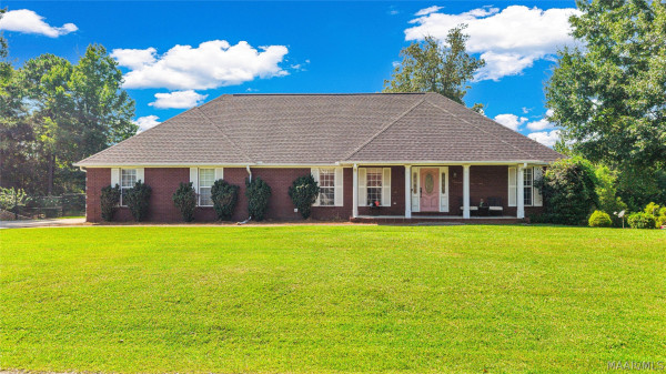 65 County Road 862 .