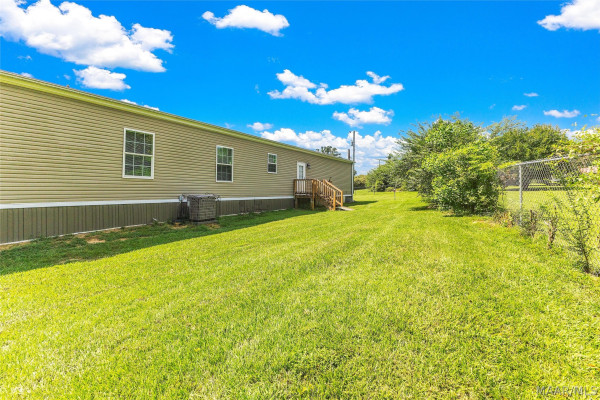5201 County Road 37 .