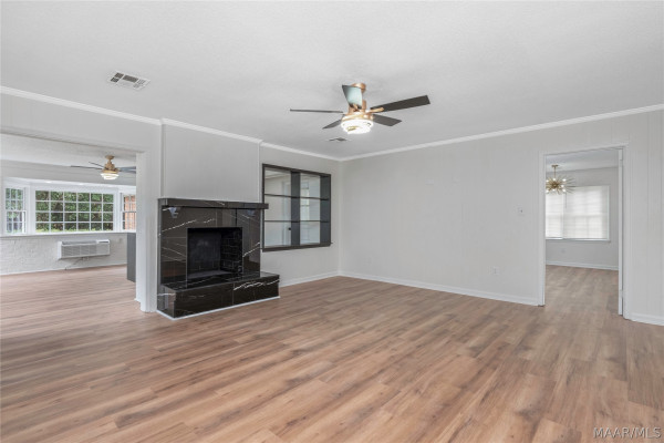 3643 FERNWAY Drive