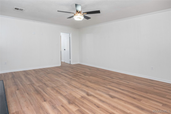 3643 FERNWAY Drive
