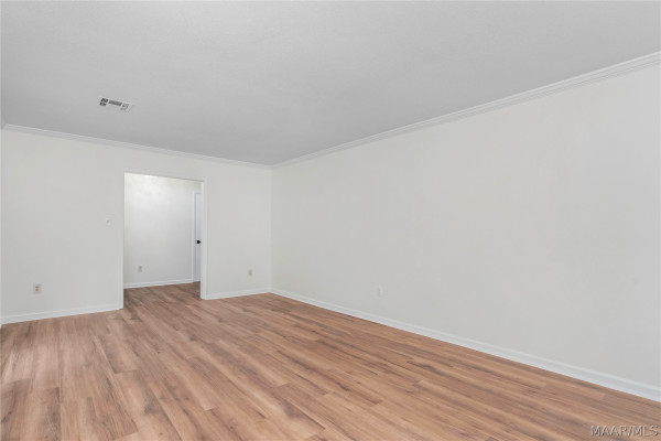 3643 FERNWAY Drive