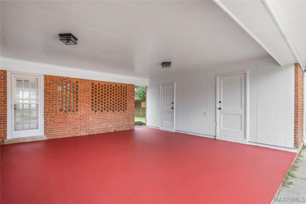 3643 FERNWAY Drive