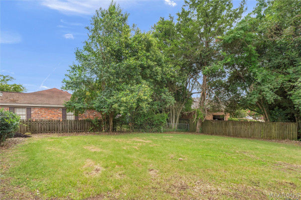 3643 FERNWAY Drive
