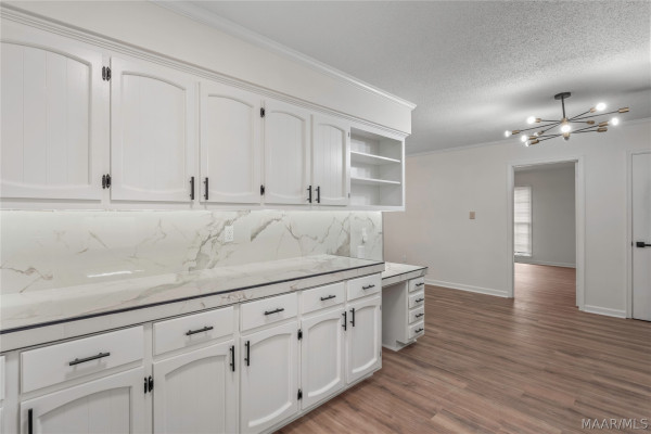 3643 FERNWAY Drive