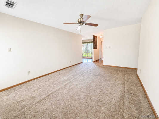3385 Roxana Road