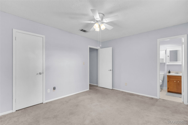 1609 Deatsville Highway